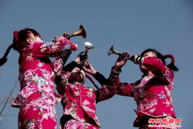 这个乐器曾经被说“土”，如今却燃了中国人的心！