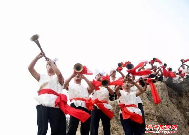 这个乐器曾经被说“土”，如今却燃了中国人的心！