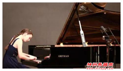 出国留学是为了接近音乐的真理 ！