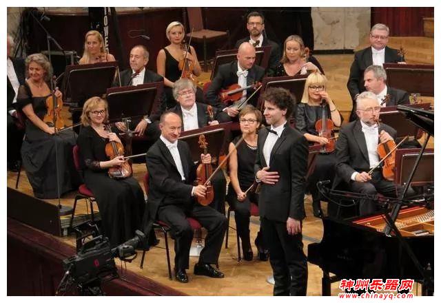 出国留学是为了接近音乐的真理 ！