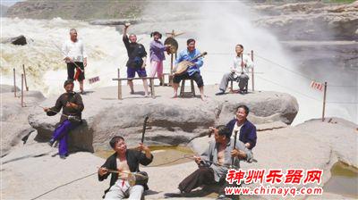 华阴老腔唱出无穷韵味