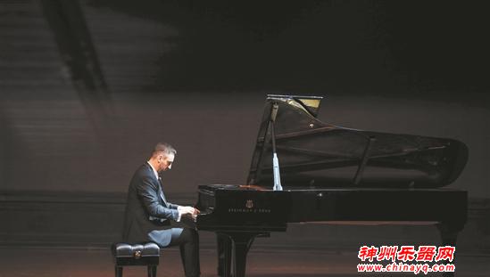 “一带一路”艺术演出周第2天：高雅艺术荟萃 尽显异域风情