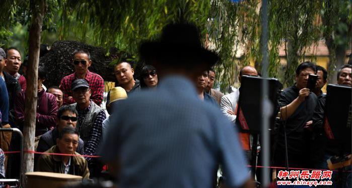 昆明翠湖公园“网红”老年乐队