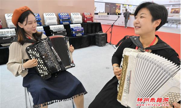 第四届厦门国际乐器展开幕！