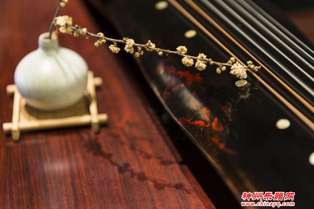 两块木板如何成长为奏响绝世清音的乐器