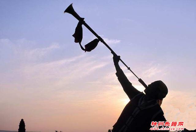 体型虽小，声却极大。——唢呐