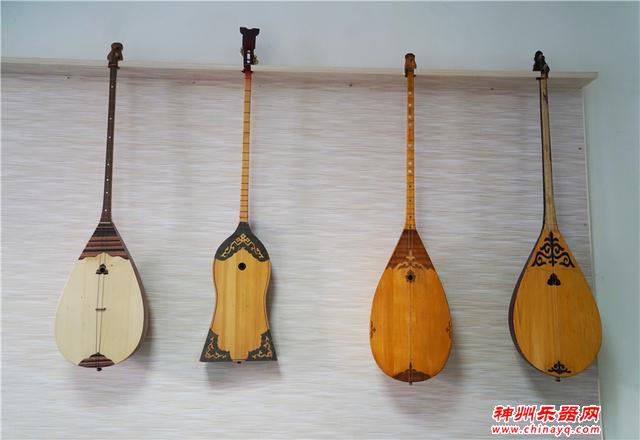 冬天来新疆，深入冬不拉之乡，感受非物质文化遗产的魅力