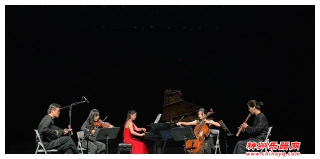 南音携手韩国乐队共同演绎《世梦——海女之梦》