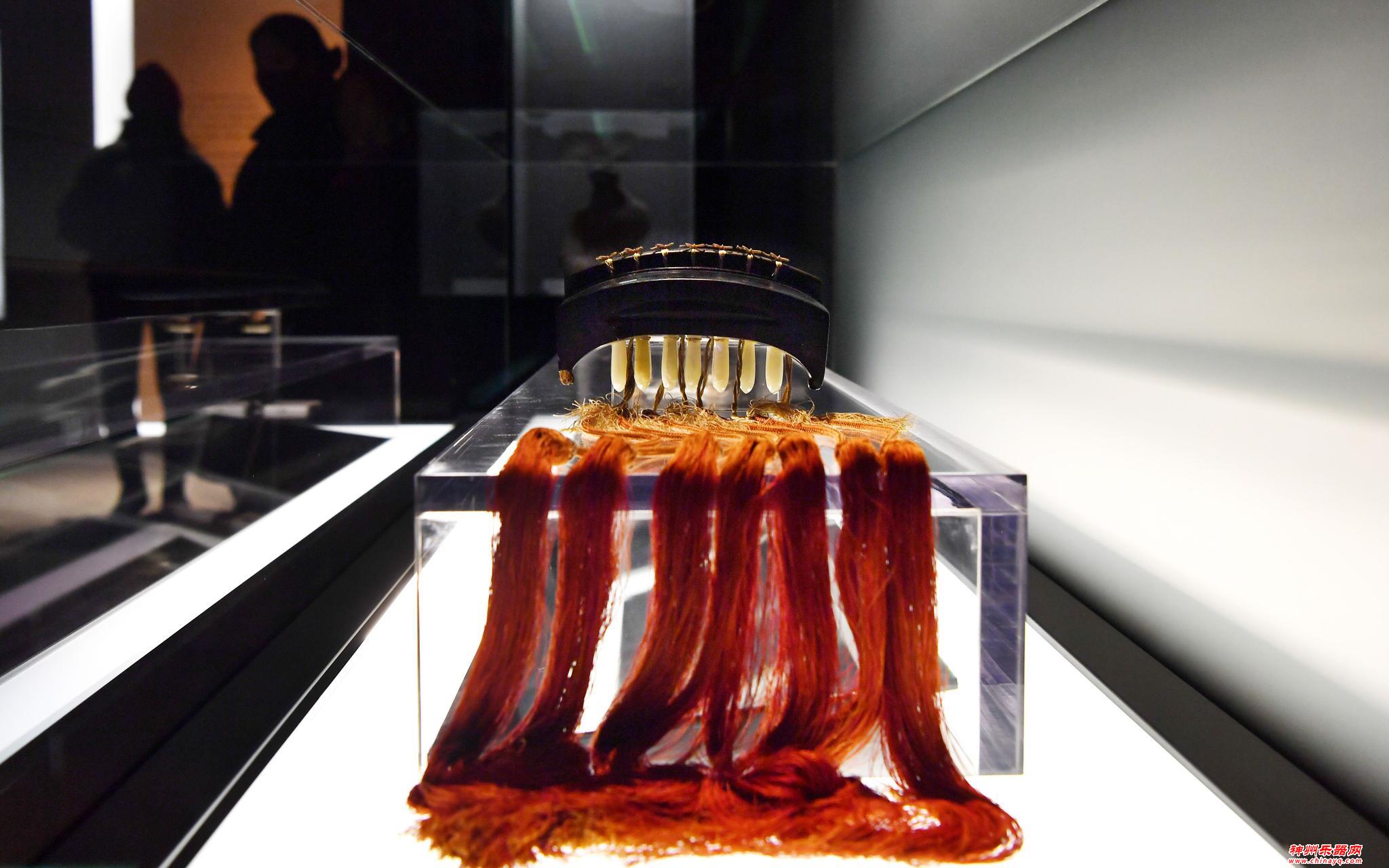 传世唐琴大圣遗音故宫亮相 讲述从“破琴”到国宝的逆袭