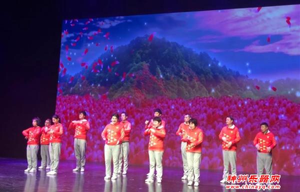 马兰花剧院一片欢声笑语 特殊儿童迎新音乐会精彩纷呈