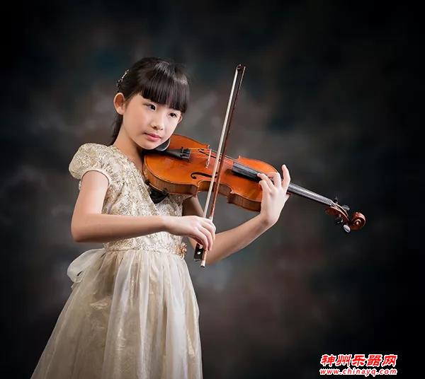 吕思清携年轻小提琴家同台演奏 助推古典音乐未来之星