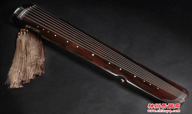 古琴是中国古老的民族乐器 是文人的专属乐器