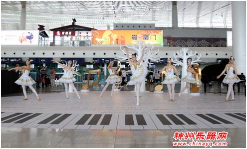 “鼓浪知音-冬之悦”音乐会，弹奏空港人文之美