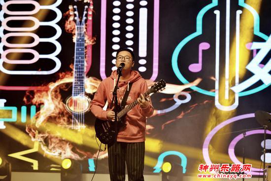 河南信息统计职业学院成功举办2020年元旦联欢晚会