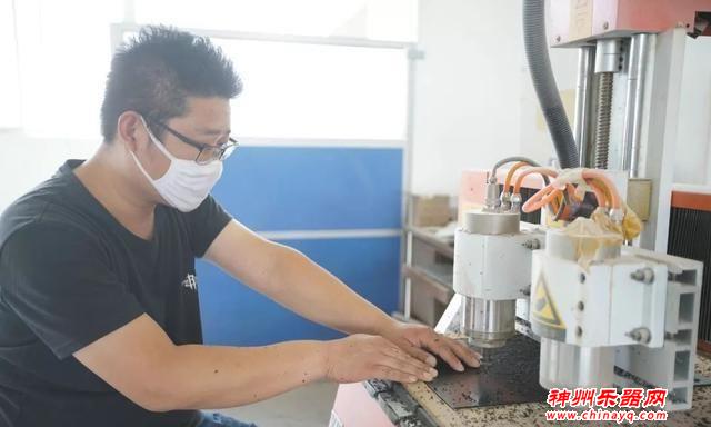 世界名牌吉他产自这里？