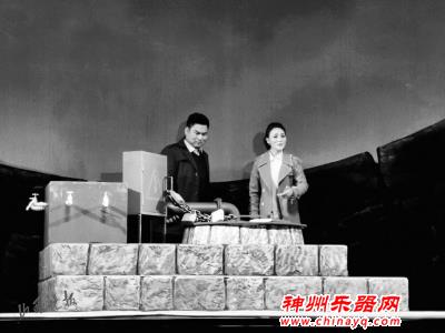 两场座谈会 把脉《三把锁》