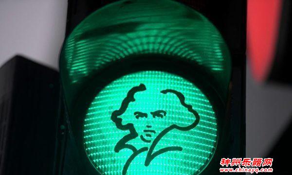 影响世界数百年的乐圣 纪念贝多芬250岁诞辰