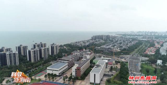 华侨中学美丽沙分校元旦文艺汇演举行