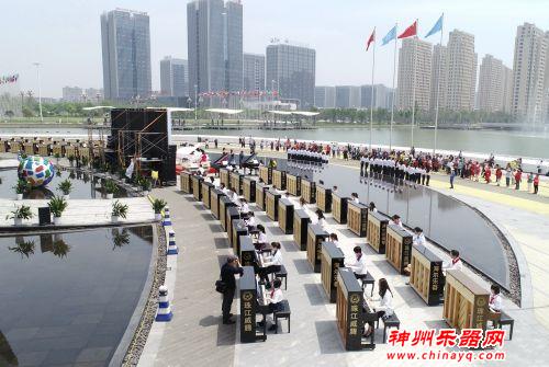 洛舍钢琴改奏“施特劳斯”