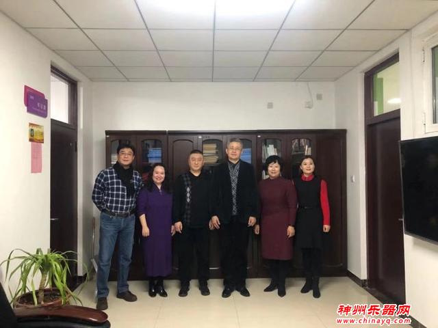 中国音协管乐学会主席于海老师莅临河北省石家庄市东马路小学