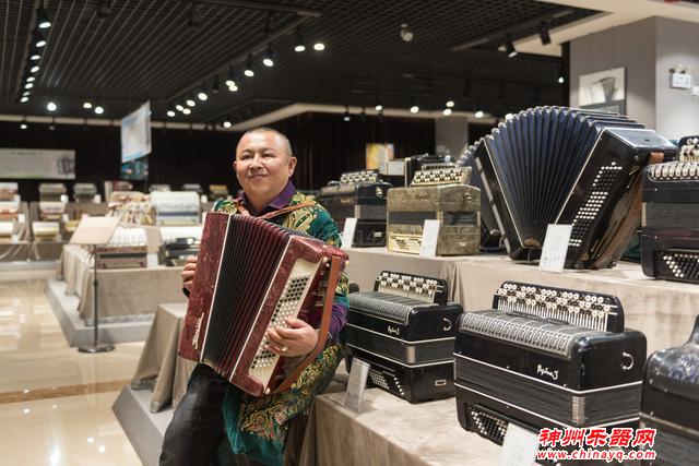 新疆有一座低调的手风琴之城，博物馆收藏一千多架手风琴