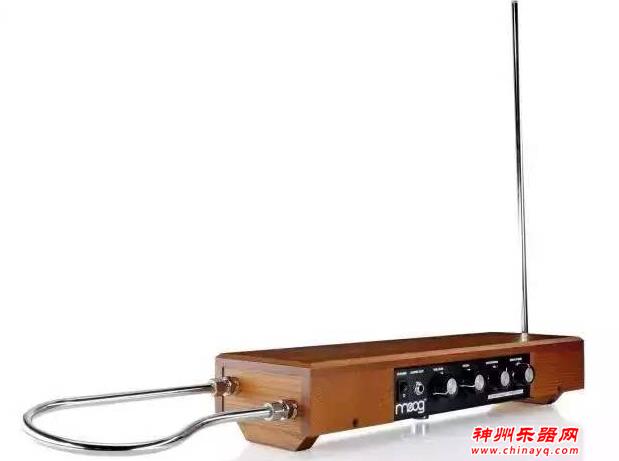 这个乐器竟然不用任何触碰就能发出声音！太神奇了！