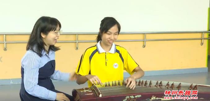 16岁视障女孩 一曲《春江花月夜》获省金奖