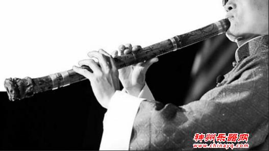 萧声奏雅乐，茶味游江南