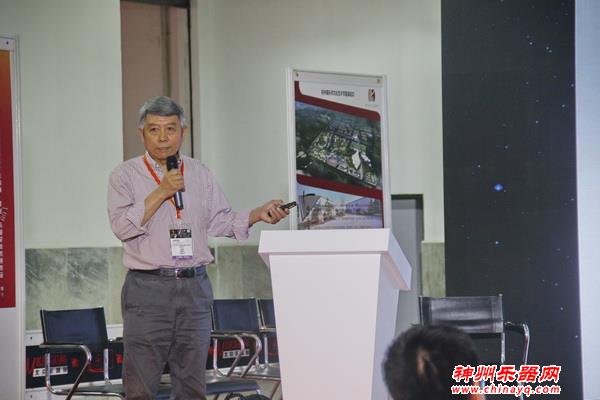 中国音乐学院教授韩宝强北京乐器展谈乐器发展大趋势