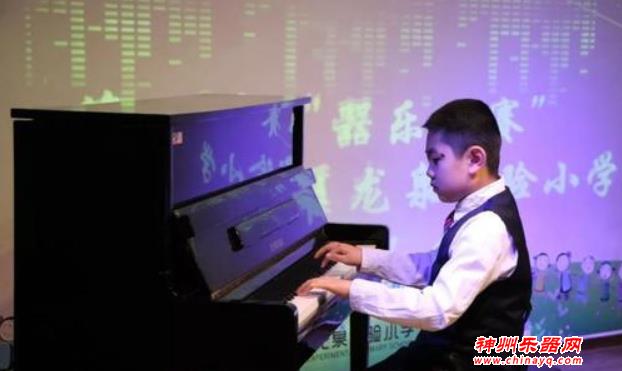 22名选手用器乐“奏响未来”