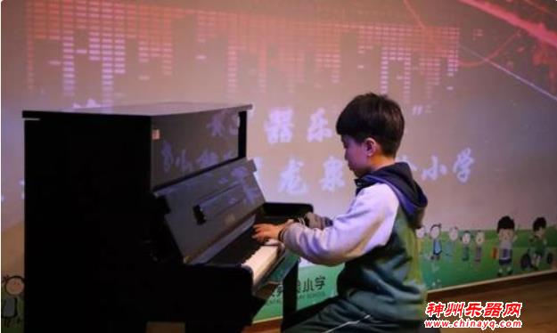 22名选手用器乐“奏响未来”