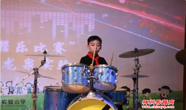 22名选手用器乐“奏响未来”