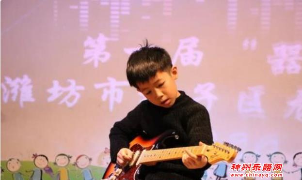 22名选手用器乐“奏响未来”