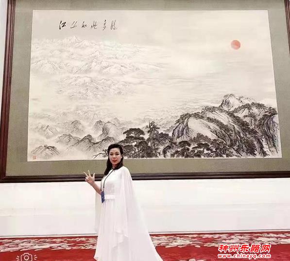 福州箜篌艺术家翁惠娜登上中国文联春晚舞台