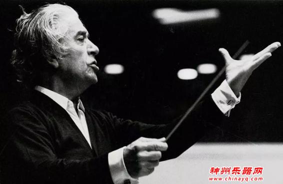 赫伯特·卡拉扬：“只要你想当音乐家，你就会成为音乐家”