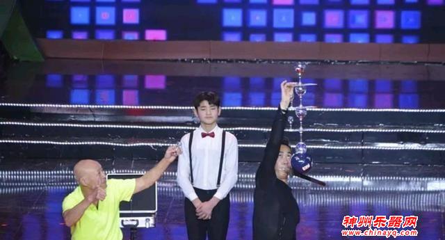 央视《乡村大舞台》出彩之星总决赛在灵宝录制