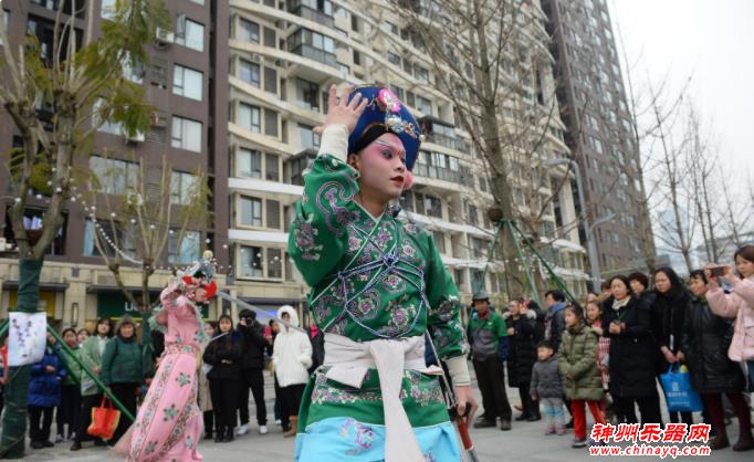 川剧《盗冠袍》成都音乐坊“快闪”