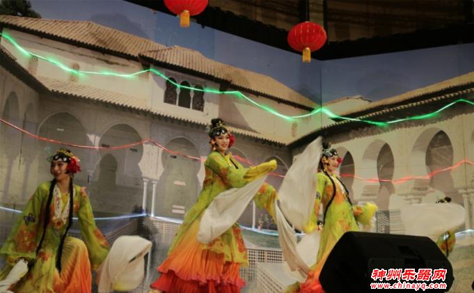 “欢乐春节”系列活动走进阿尔及利亚