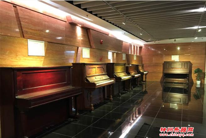 “一世琴缘” 让古董钢琴重新发声