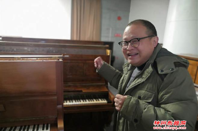 “一世琴缘” 让古董钢琴重新发声