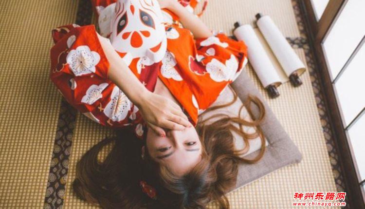 日本的这种乐器，用猫皮、狗皮制作，世所罕见，声色清幽而纯净