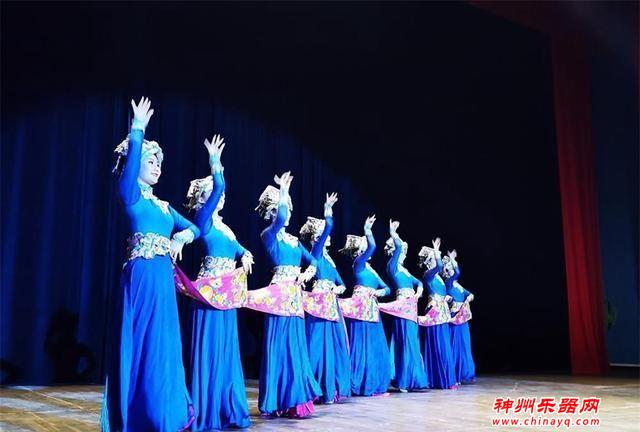 成都艺术海外圈粉“欢乐春节”走进阿尔及利亚