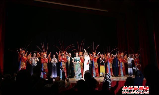 成都艺术海外圈粉“欢乐春节”走进阿尔及利亚