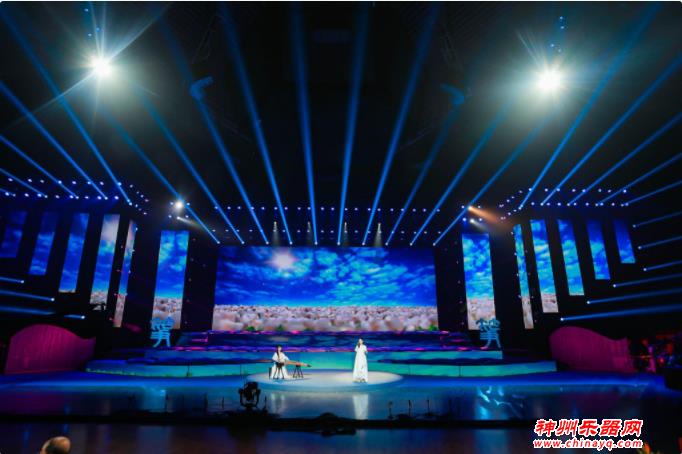 青年古筝演奏家冯安婧男受邀参加全球古筝春晚演出