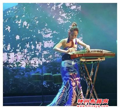 透露自己应邀参演浙江嘉兴海盐电视台的春节联欢晚会。