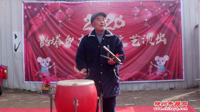 乡村文艺演出庆新年