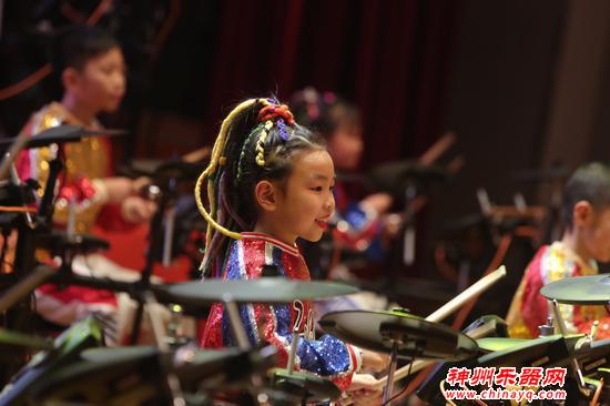 “琴声鼓舞 津彩罗兰”2020新年音乐会在天津奏响