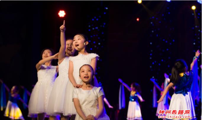 吹拉弹唱样样行 青少年宫的孩子们办起了新春音乐会