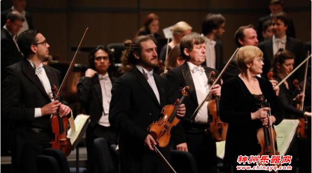 柏林交响乐团福州奏响新年乐章