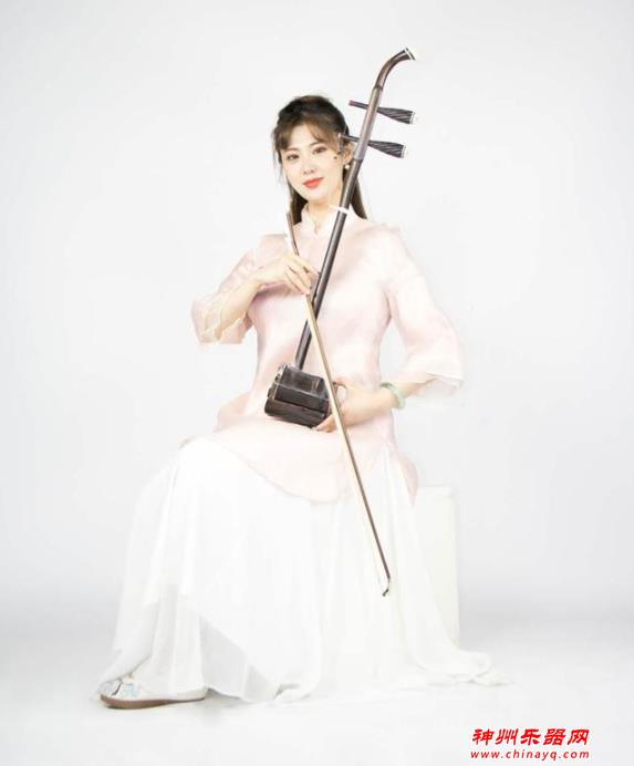 东家请大家免费听一整天的国风音乐会